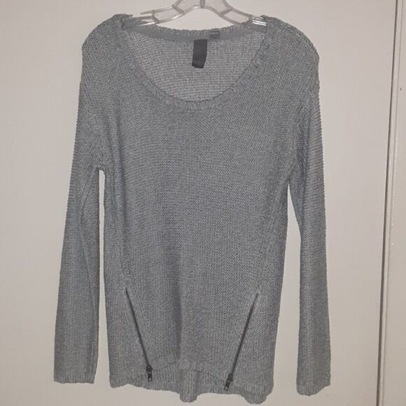 3/$20 sale Quinn Gray Knit sweater top - Picture 1 of 8